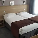 Cosmos Hotell 2*