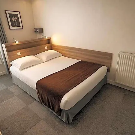 Otel Cosmos Paris