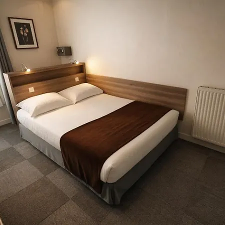 Cosmos Otel 2*