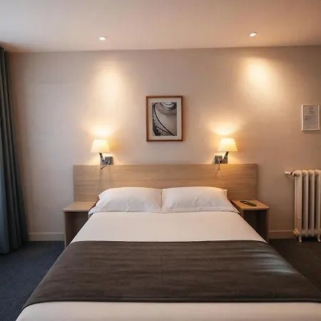 Otel Cosmos Paris