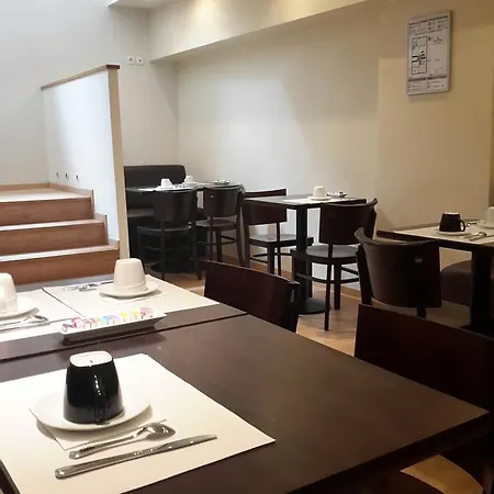 Hotell Cosmos Paris